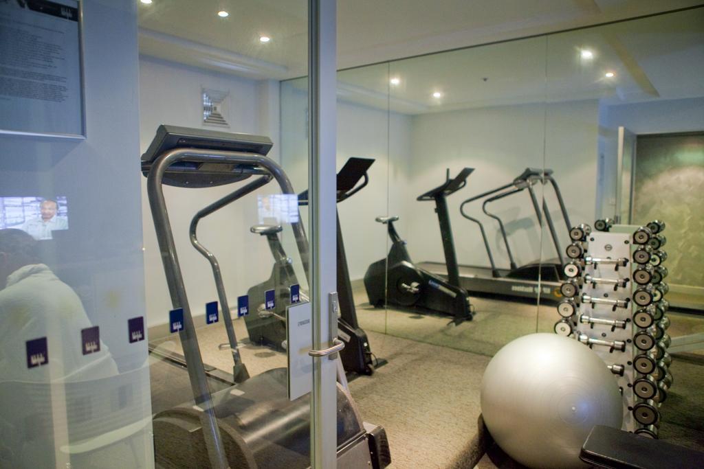 Adelphi Hotel Melbourne Exterior foto The gym